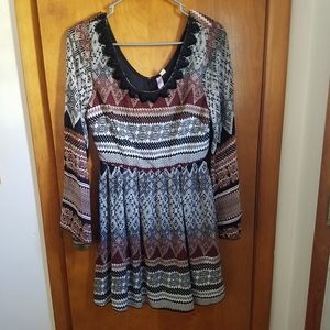 Alya Printed Dress with Beaded Collar